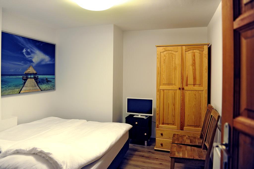 Korona Hostel Elblag Buitenkant foto